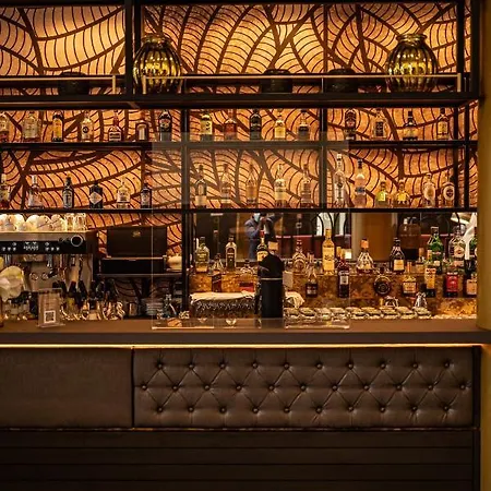 Hotel Chester 4*