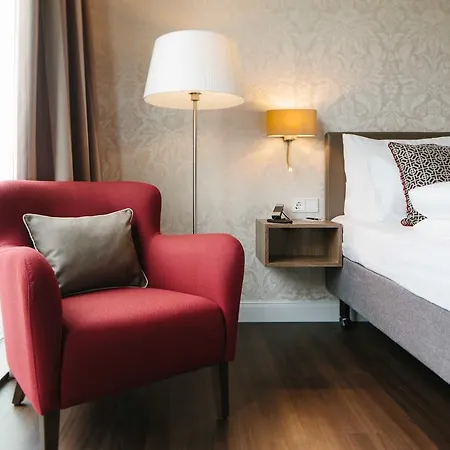Hotel Chester 4*