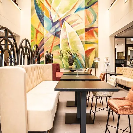 Hotel Chester 4*