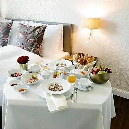 Hotel Chester 4*